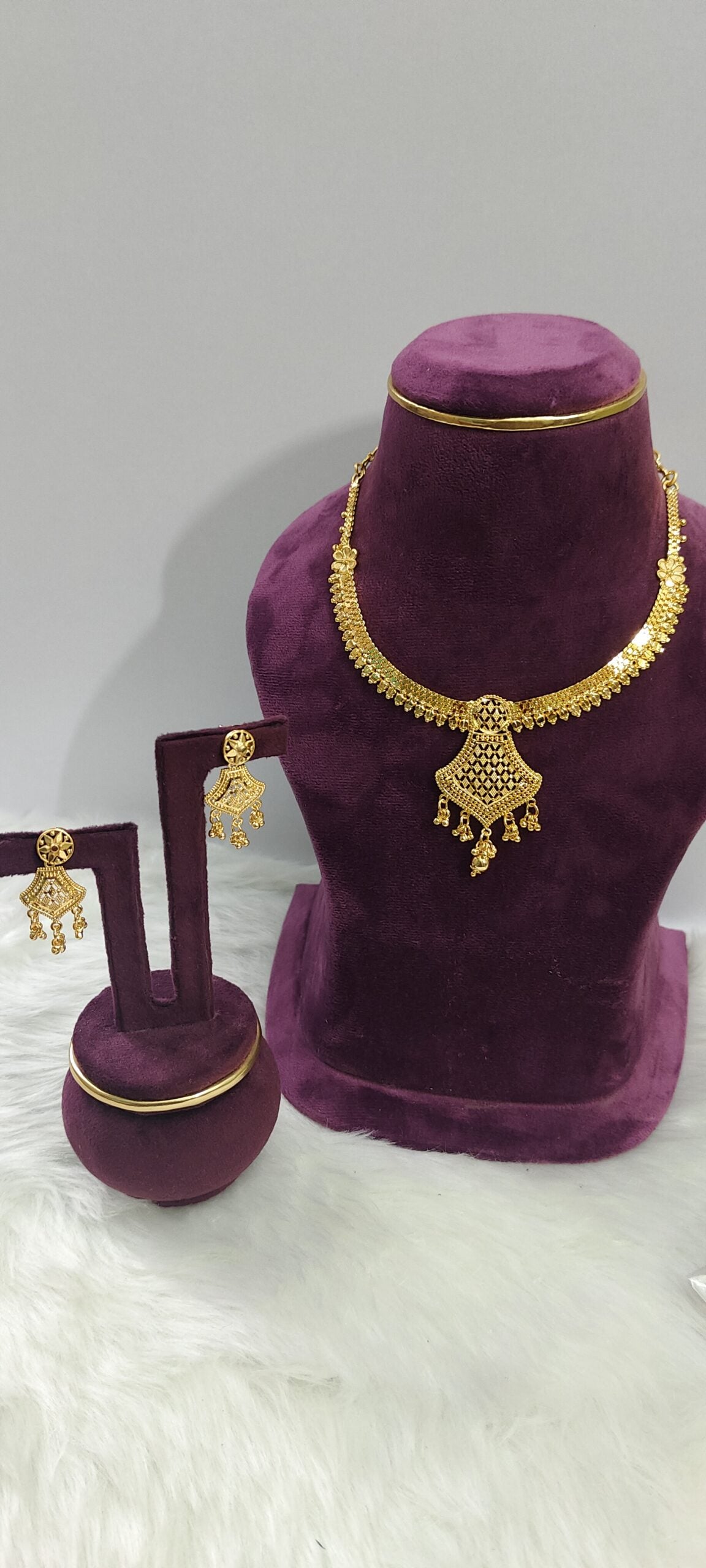 1 gram gold plated look necklace set with earrings