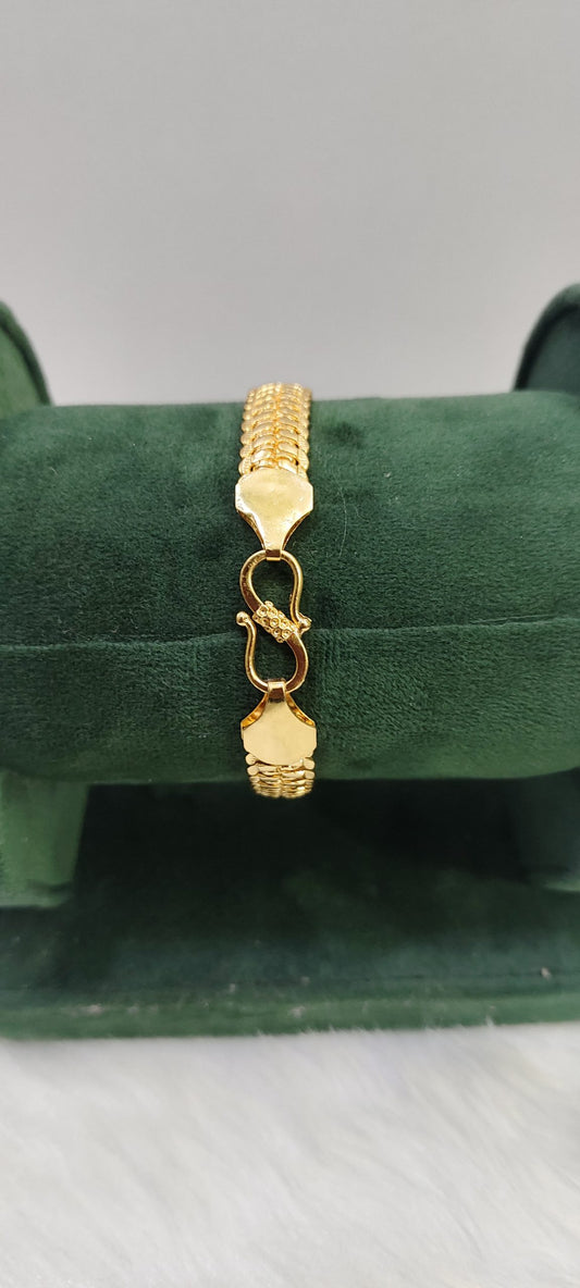 100% gold look mens 8.5" length Premium mens bracelet