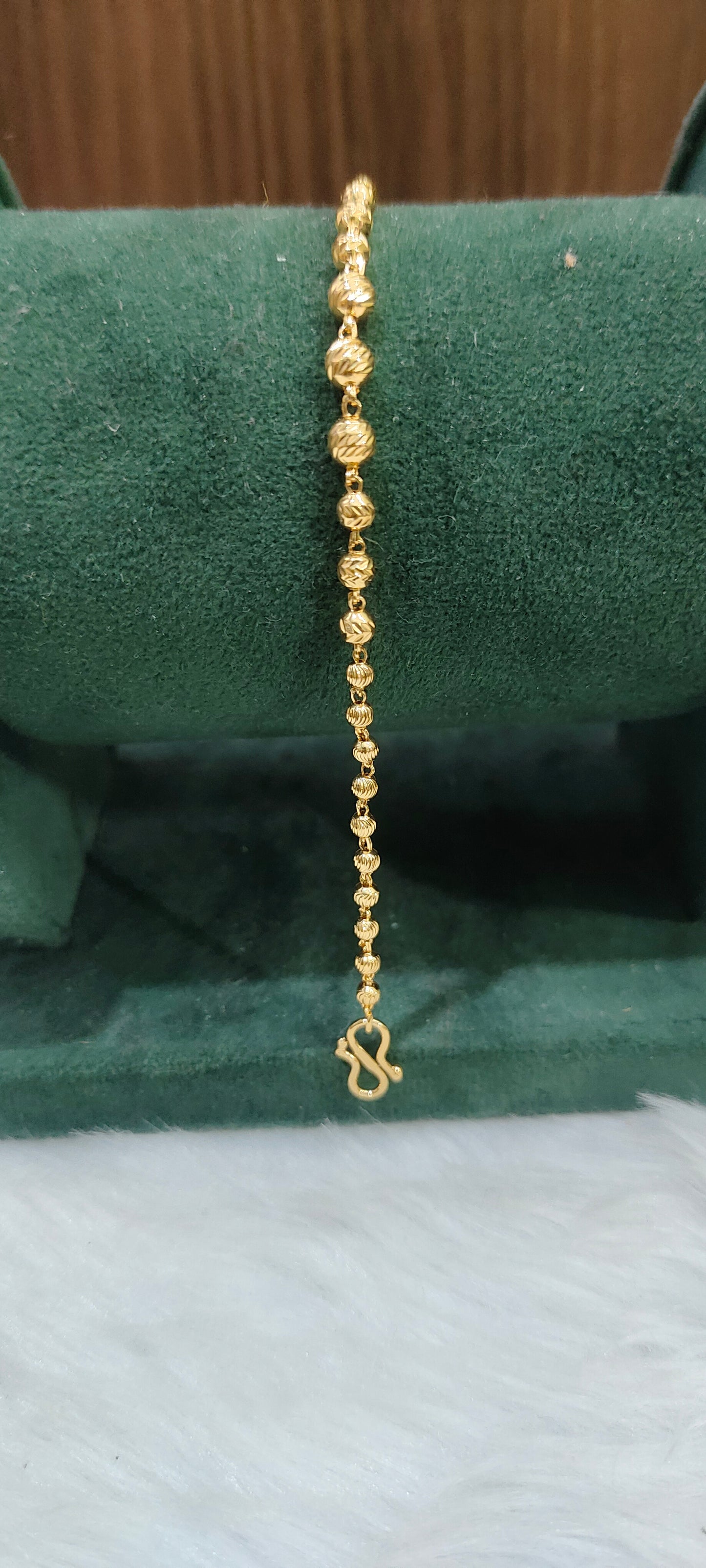 Premium micro gold plated ladies bracelet