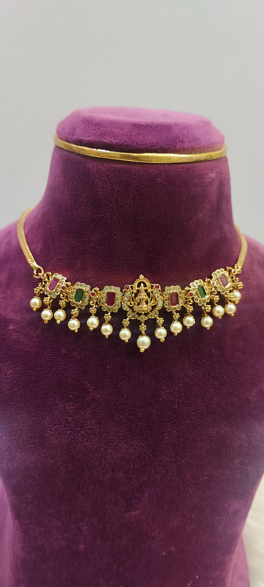 Cute bajubandi cum chocker set