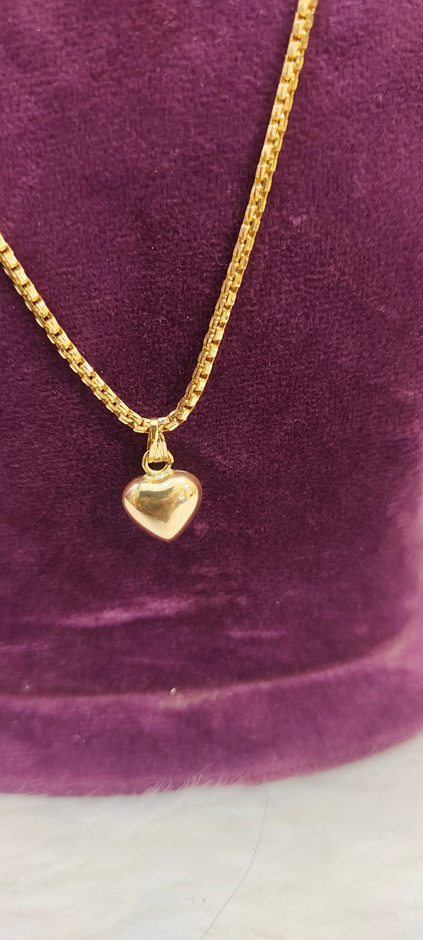 Premium micro gold plated 18" length medium heart pendant chain