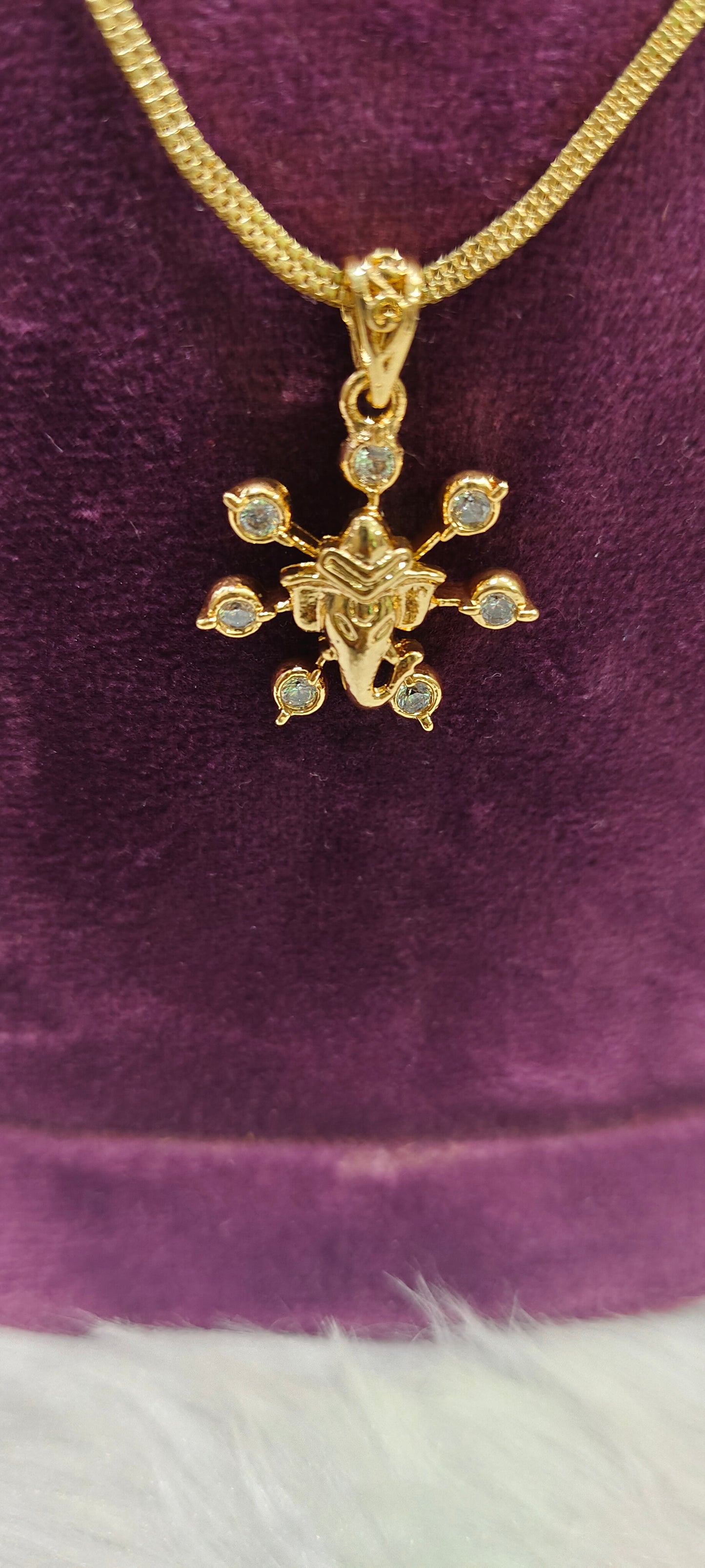 Pure panchaloham Ganesh pendant with micro gold plated 18" length chain