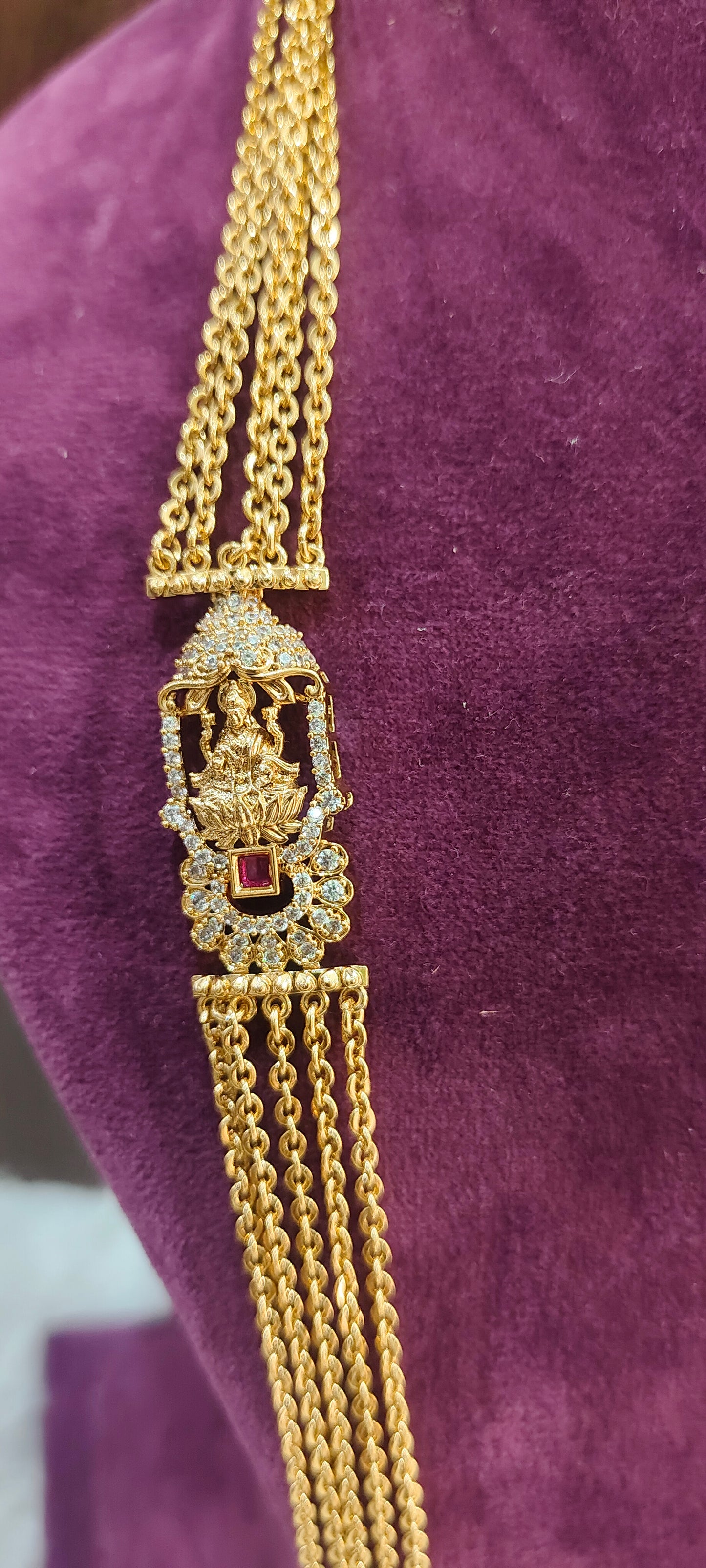 Premium nakshi 28" length 5 line chandraharam