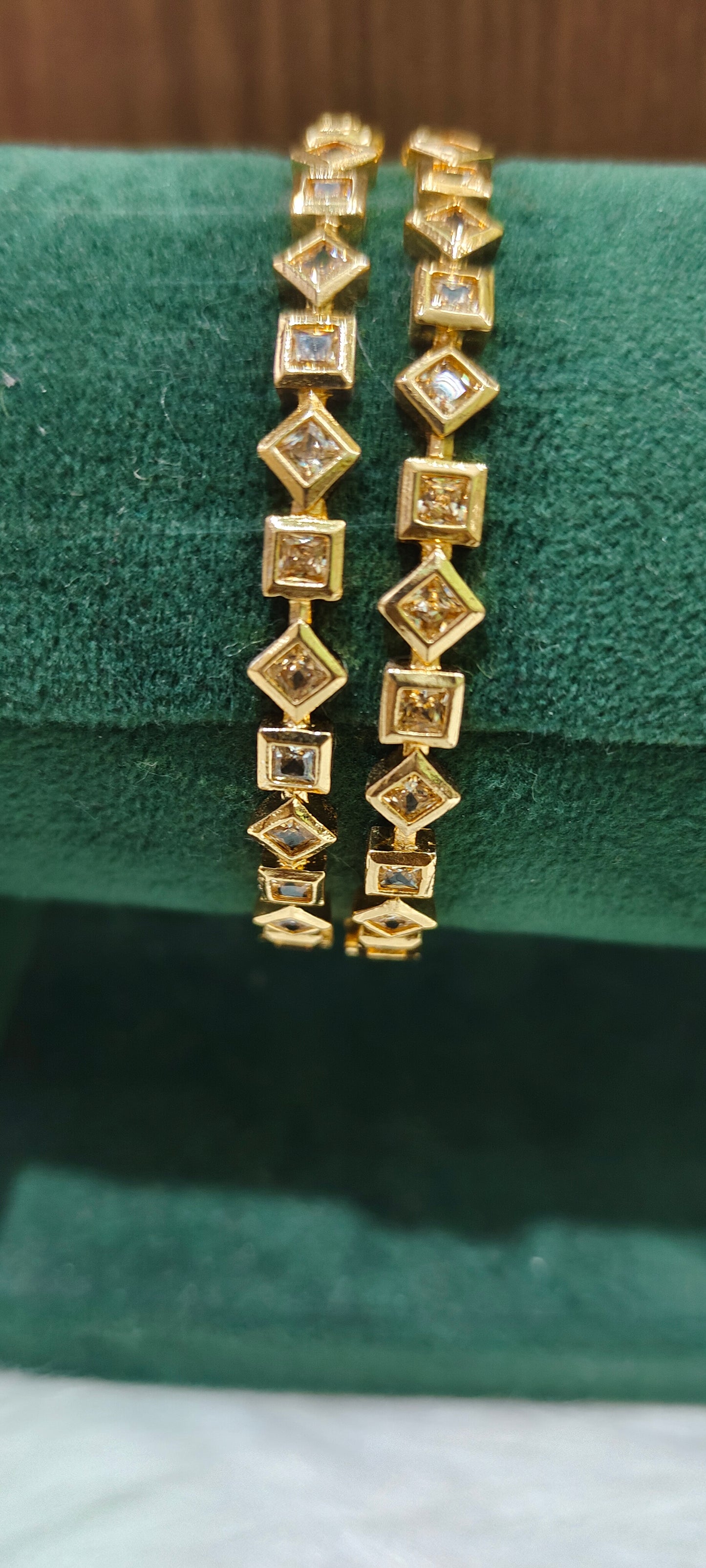 Pure panchaloham diamond cut bangles