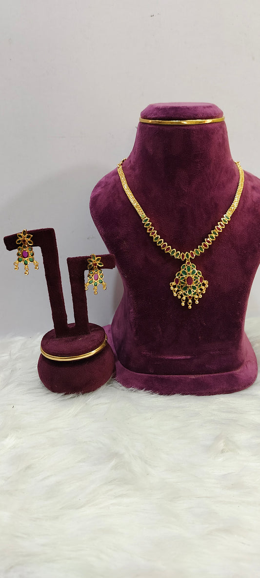 Premium micro gold plated budjet friendly necklace set