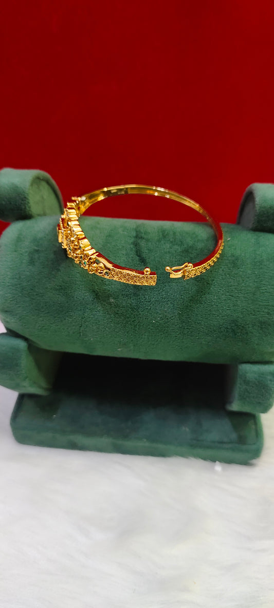 Ladies open kada bracelet