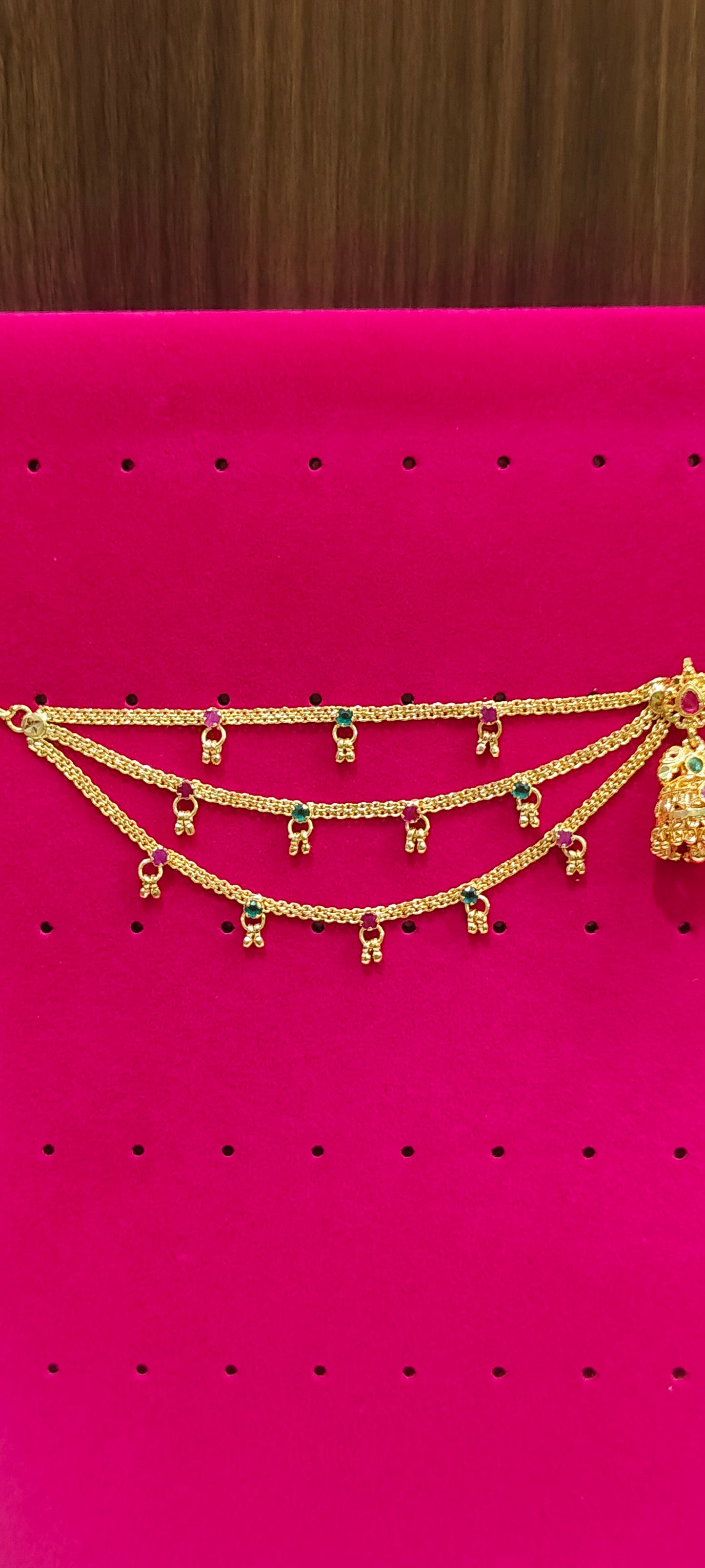 100% gold look screw back jumkas with 3 line earchains