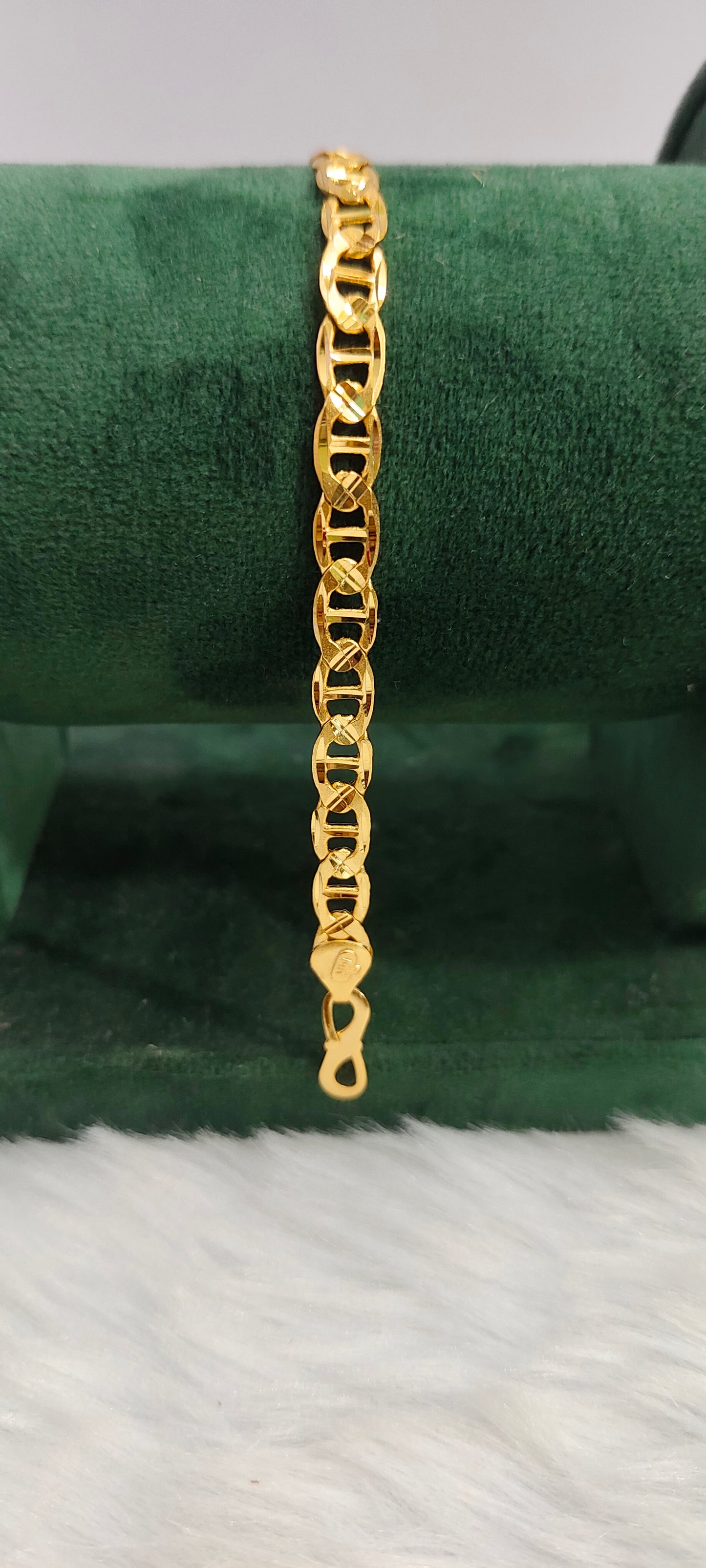 100% gold look simple 8" length mens bracelet