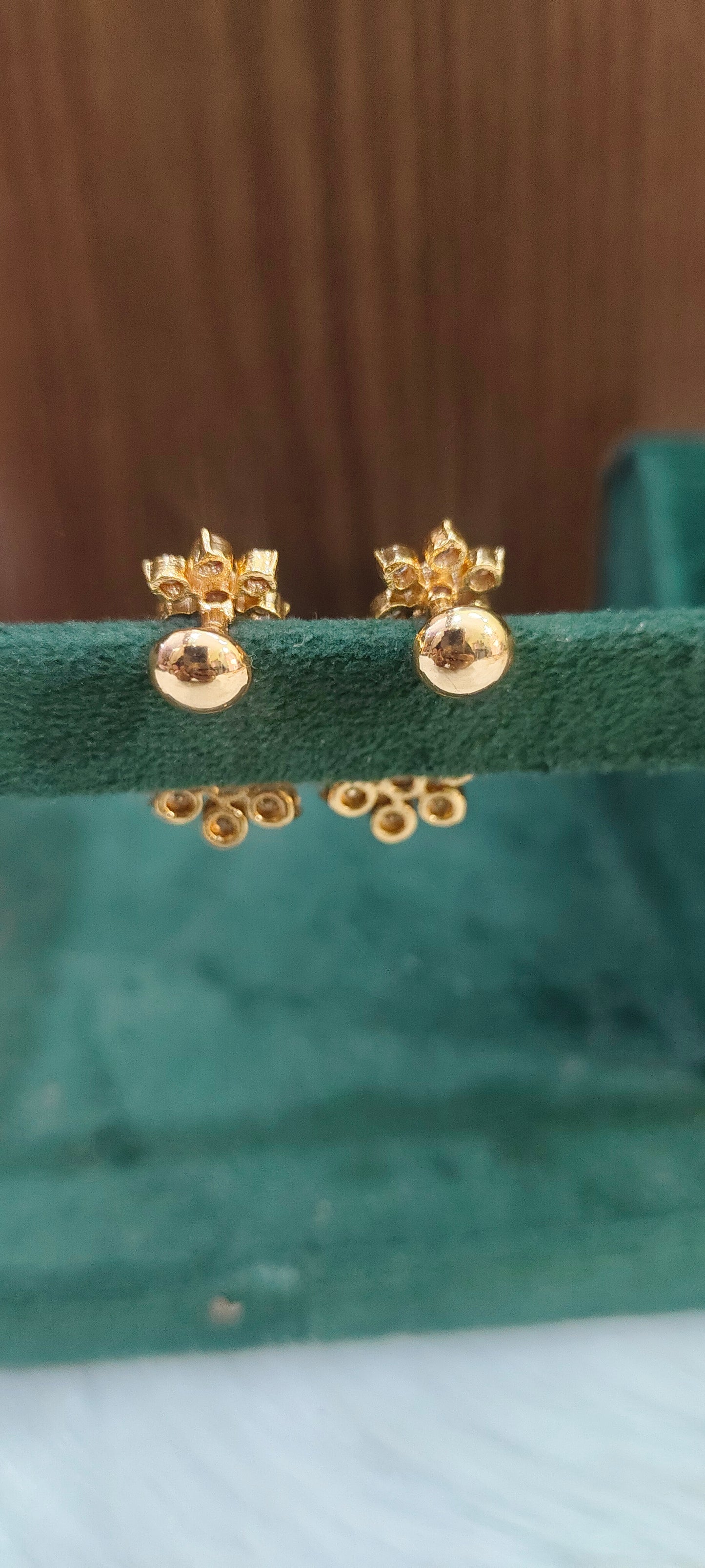 Pure panchaloham diamond look earrings