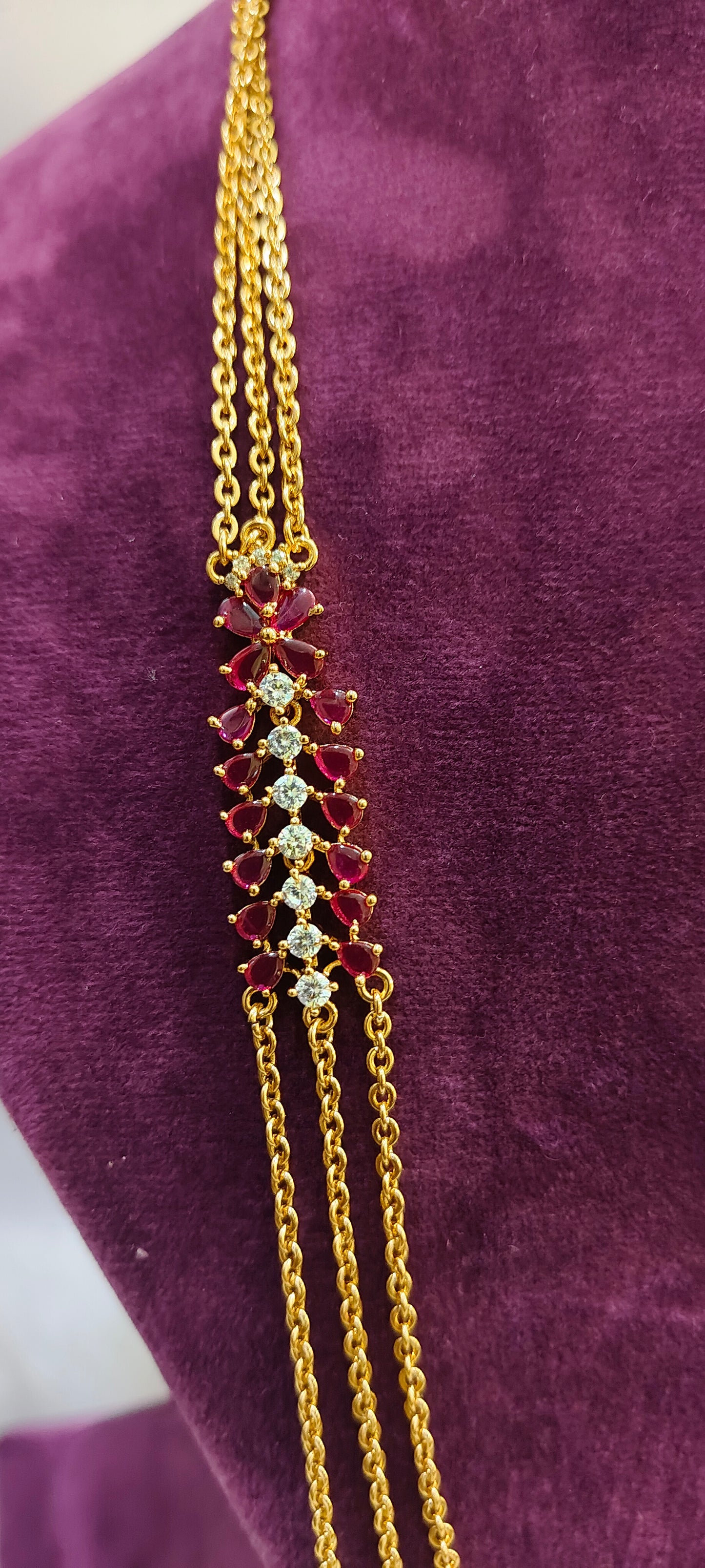Premium nakshi trendy side brouch chandraharam