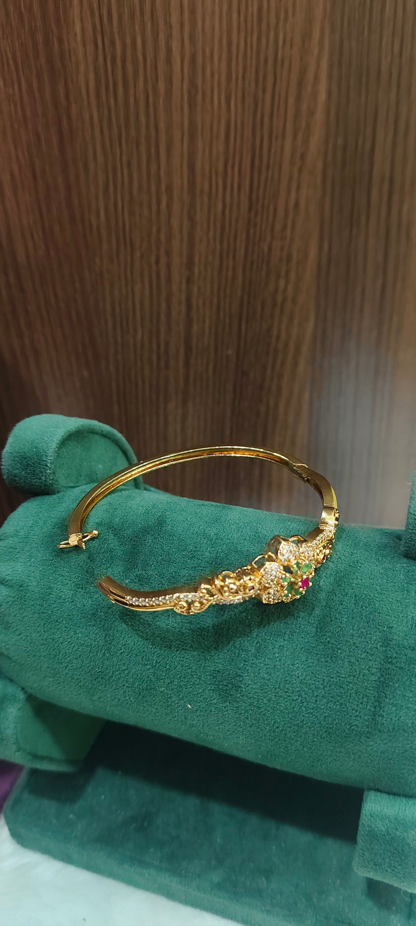 Premium nakshi 3 step chain and ladies openable kada combo