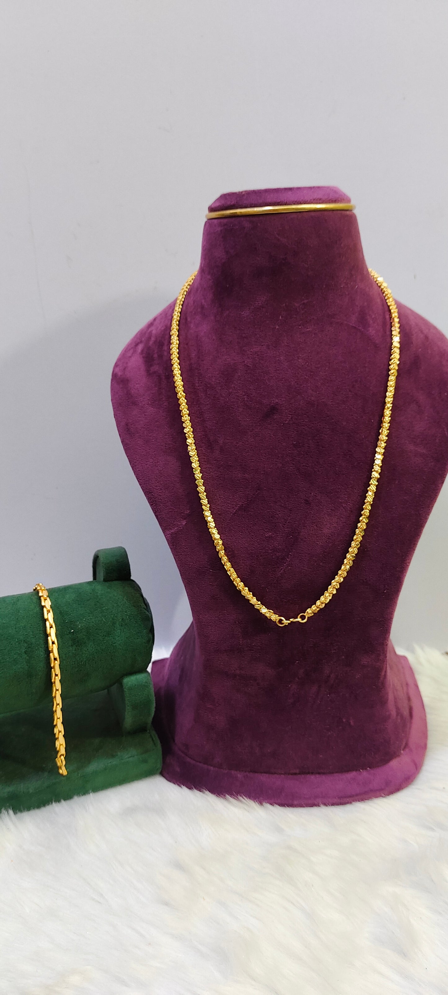 100% gold look 24" length double design chain and 8" length mens bracelet