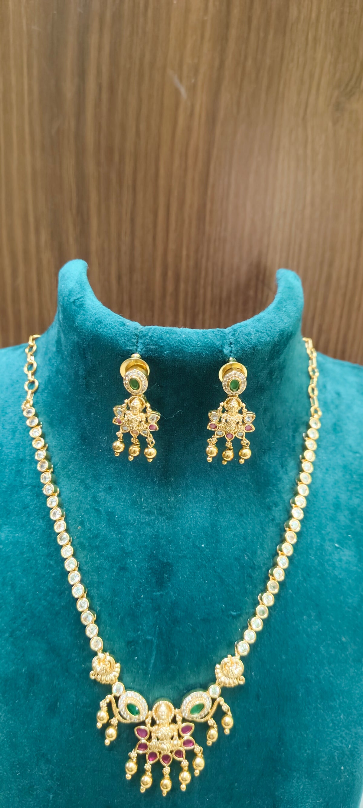 Simple gold look Lakshmi Devi necklace set