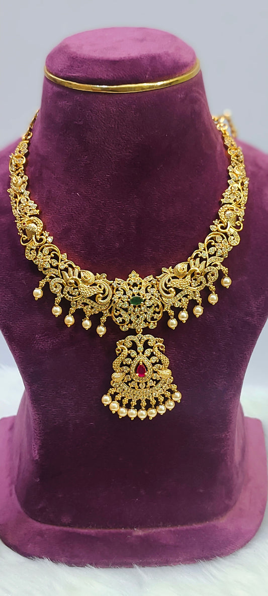 Budget friendly semi nakshi necklace set