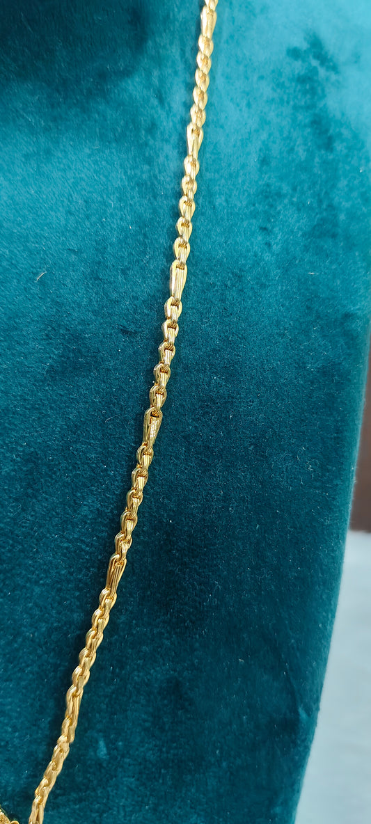 100% gold look lion pendant with 20" length 5+1 Chain