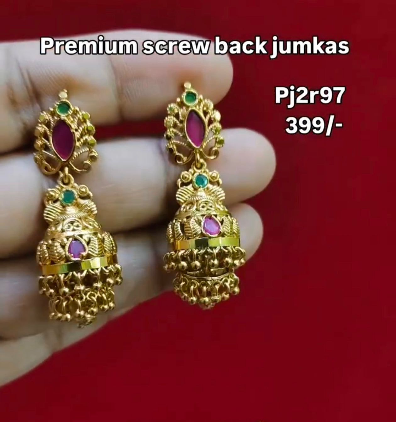 Stunning gold model jumkas