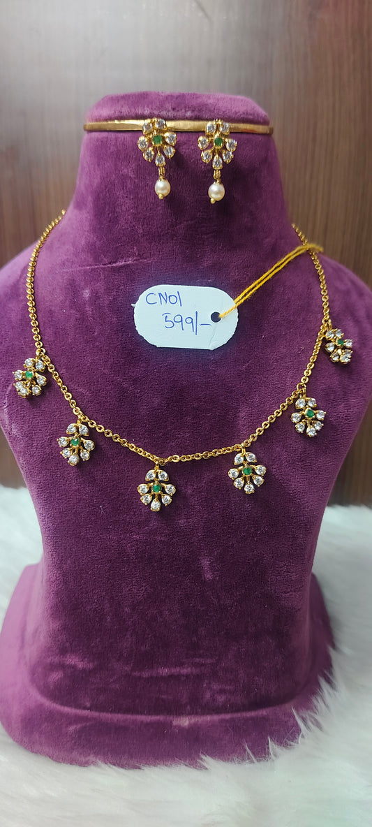 Simple and classy nakshi finish small pendant necklace