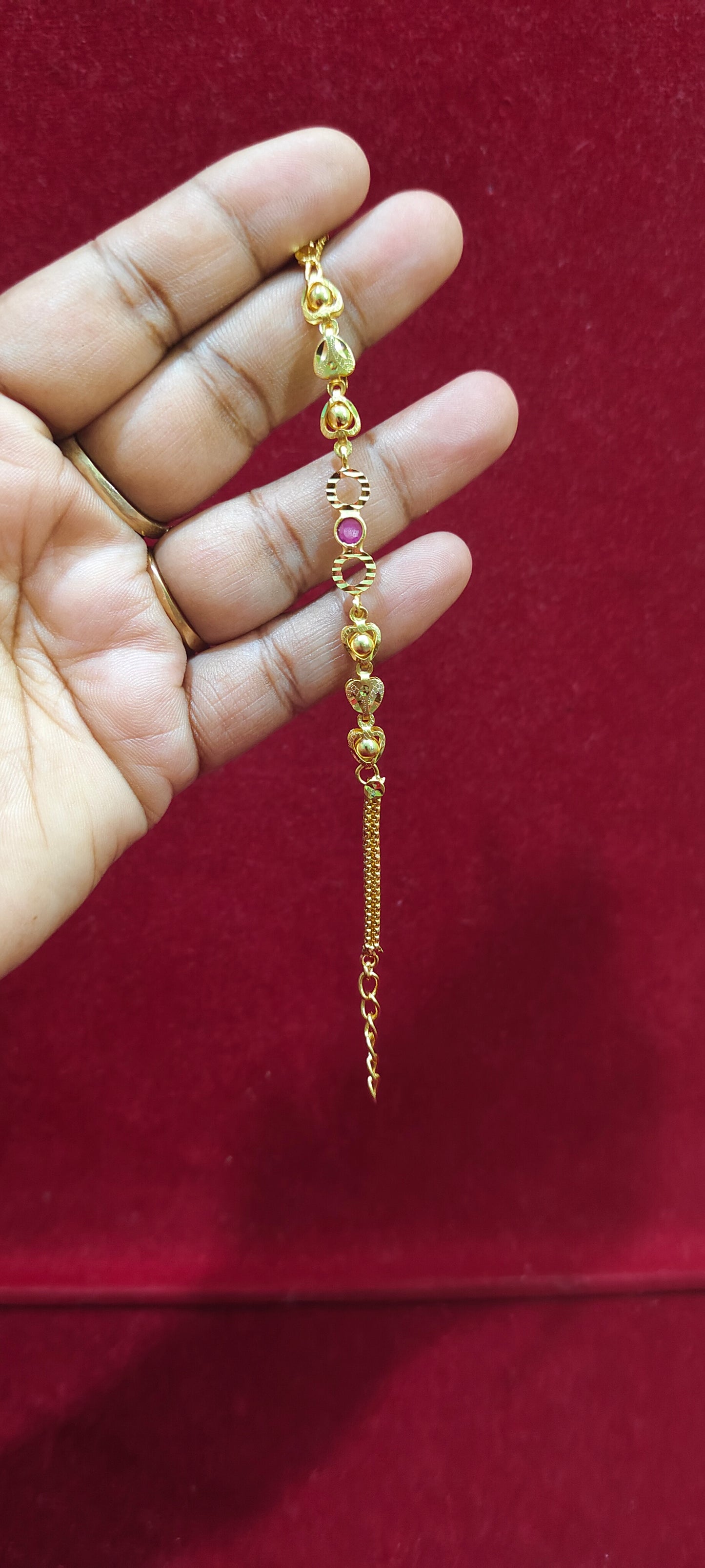 100%gold look simple bracelet