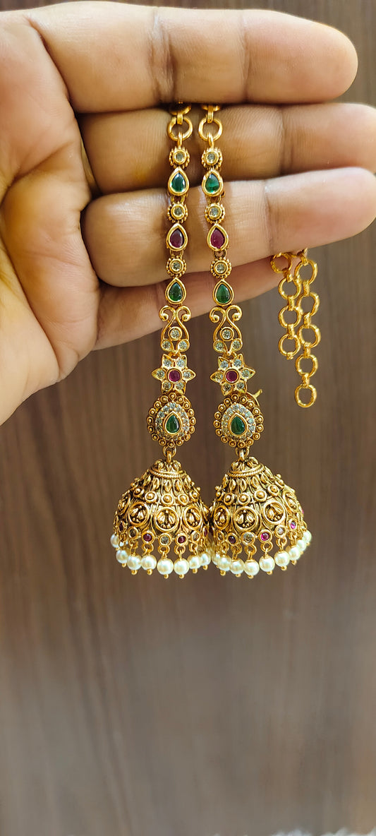 Beautiful jumkas with attached chuttu maati