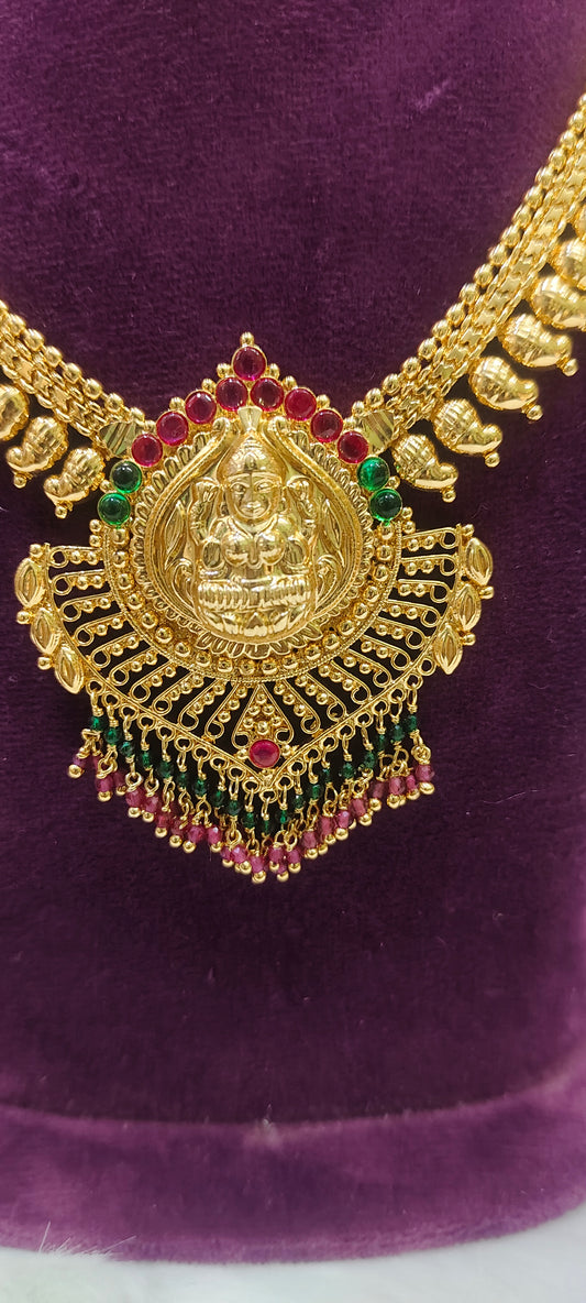 Premium gold look Mango necklace