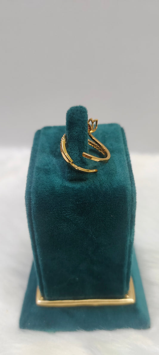 Simple ladies adjustable finger ring