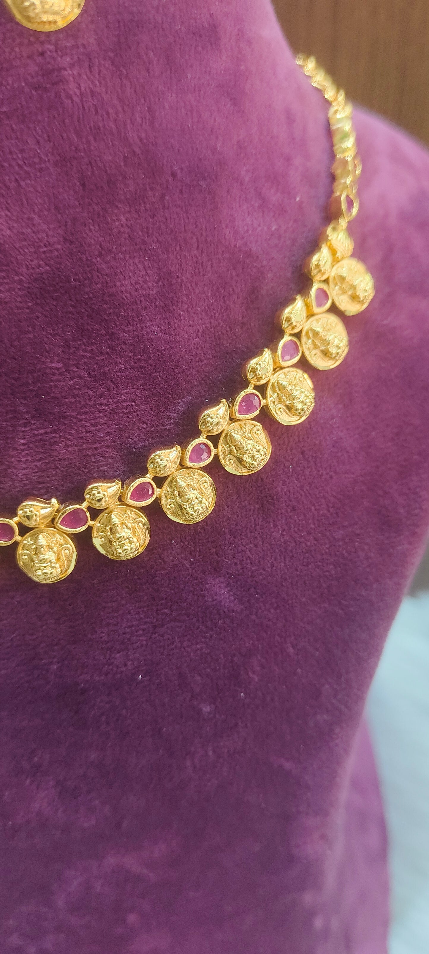 100% gold look kasu necklace set