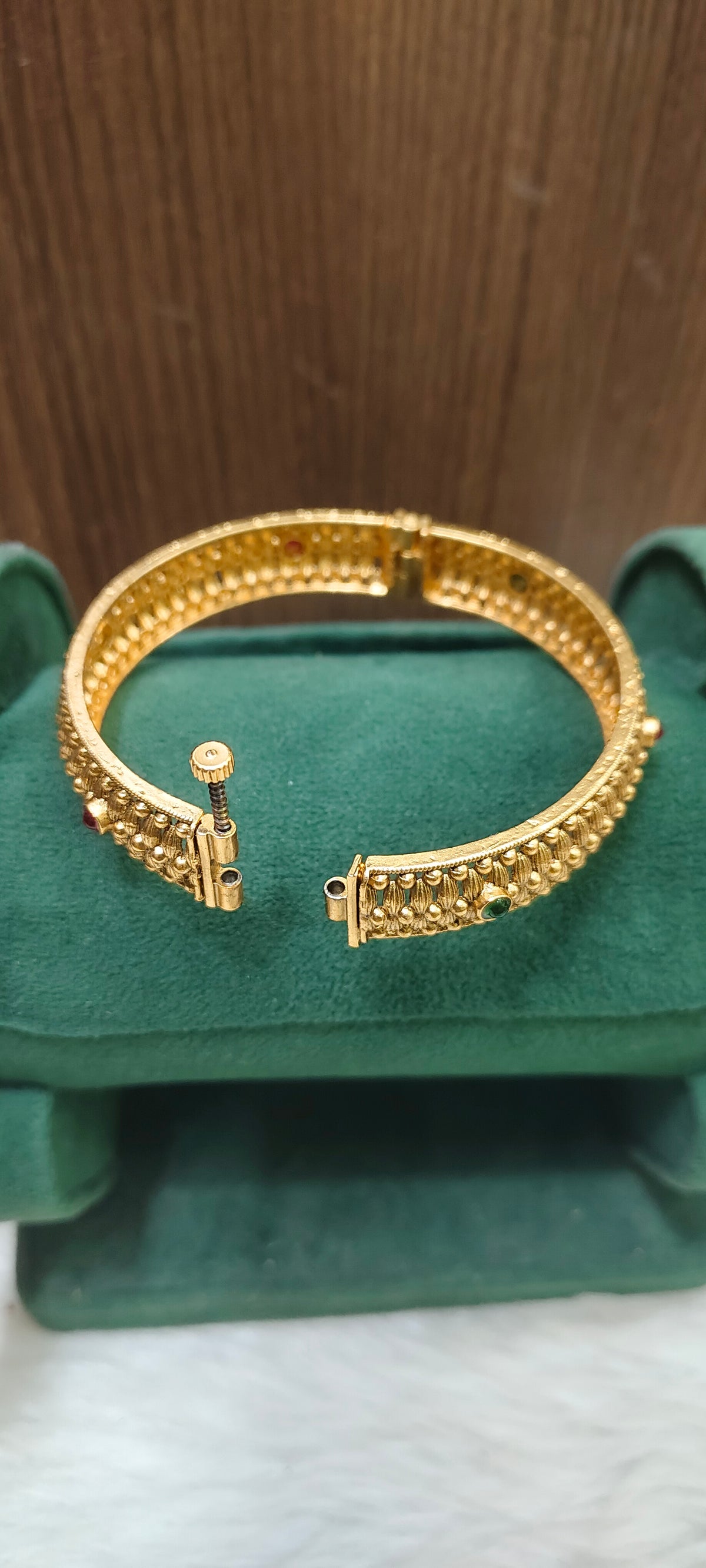 Simple antique openable kada 2 bangles