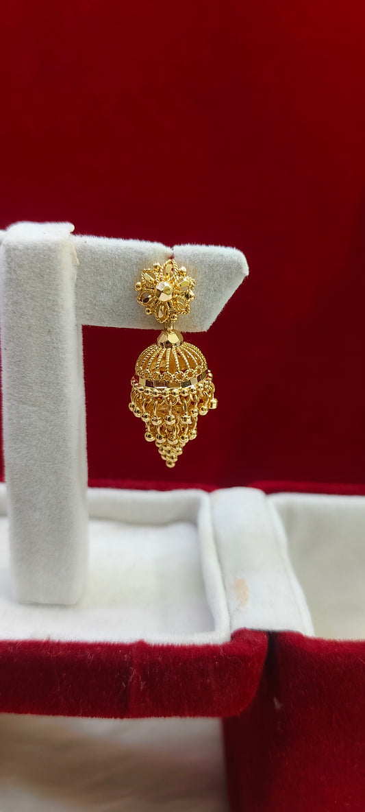 Daily wear gold look jumkas