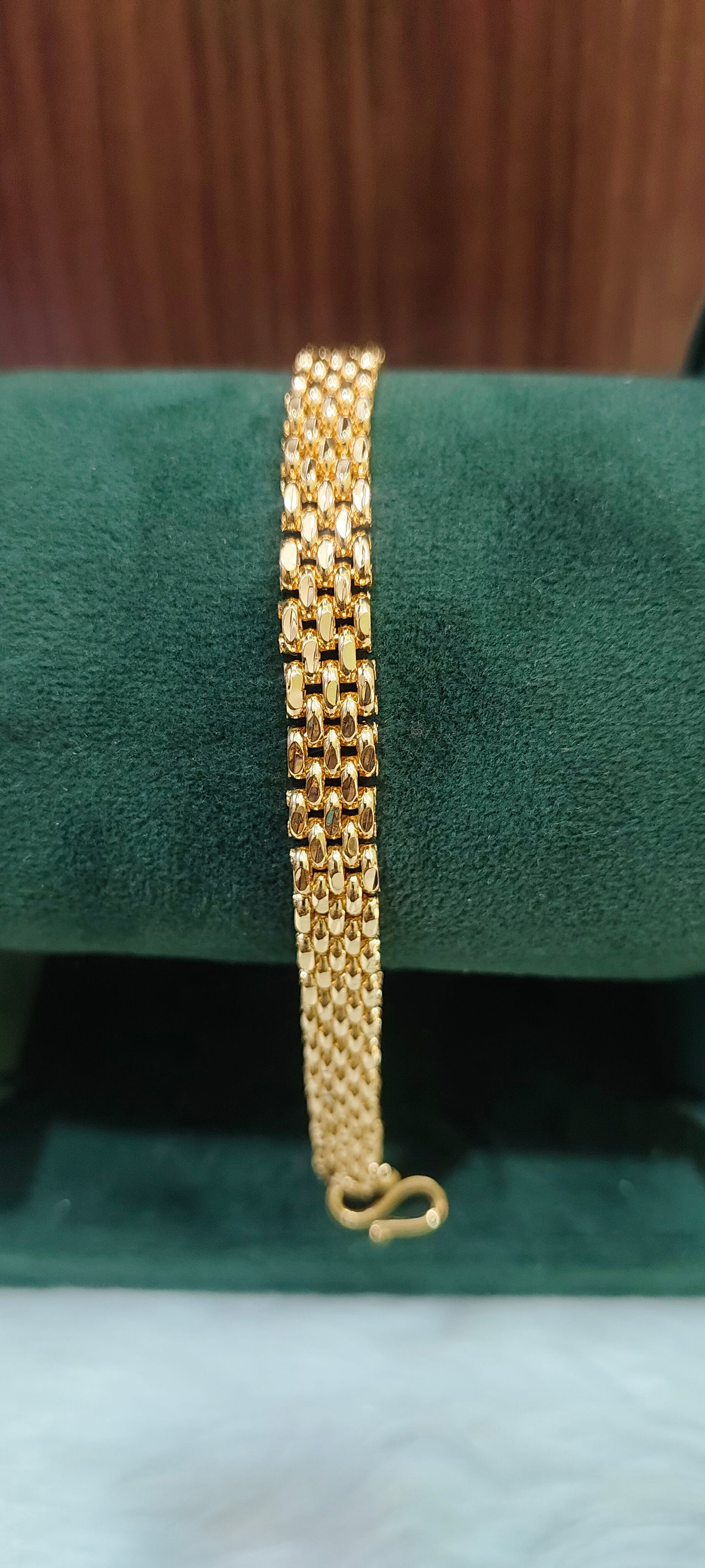 Premium micro gold plated daily wear 8" length mens bracelet