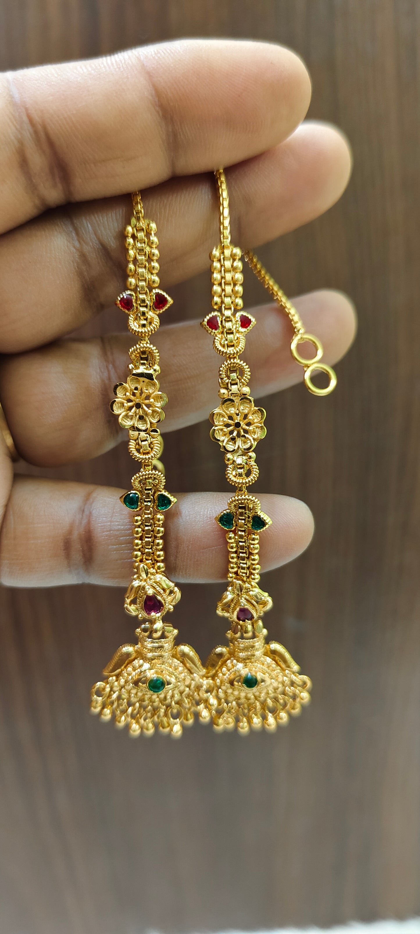Premium micro gold plated daily wear earrings and chuttu matti combo