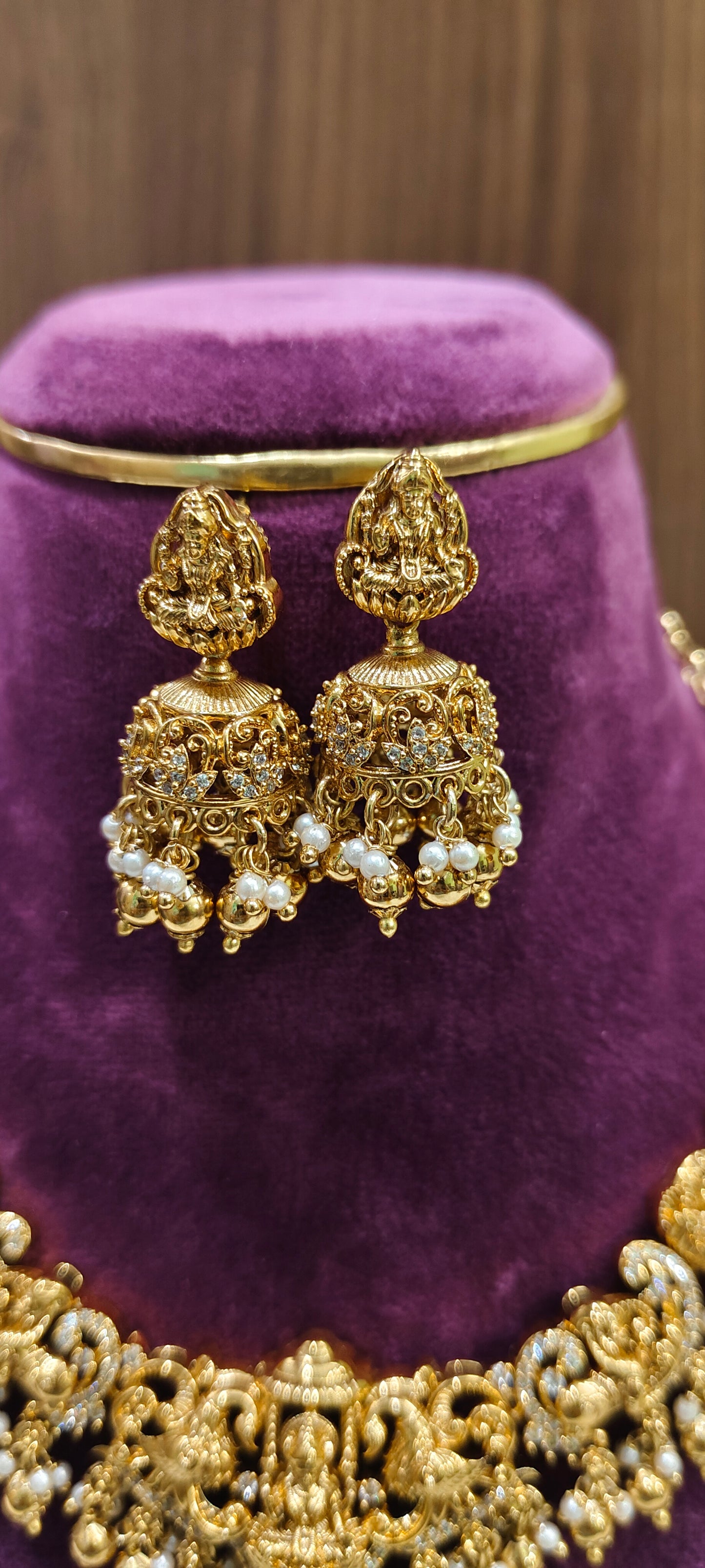 Premium high quality nakshi necklace set