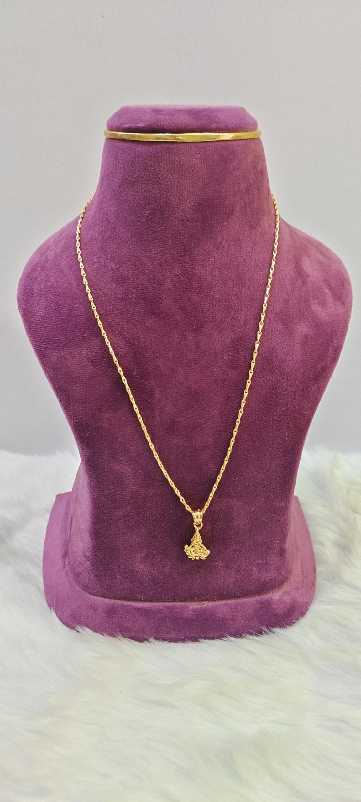 daily ware 18" short chain