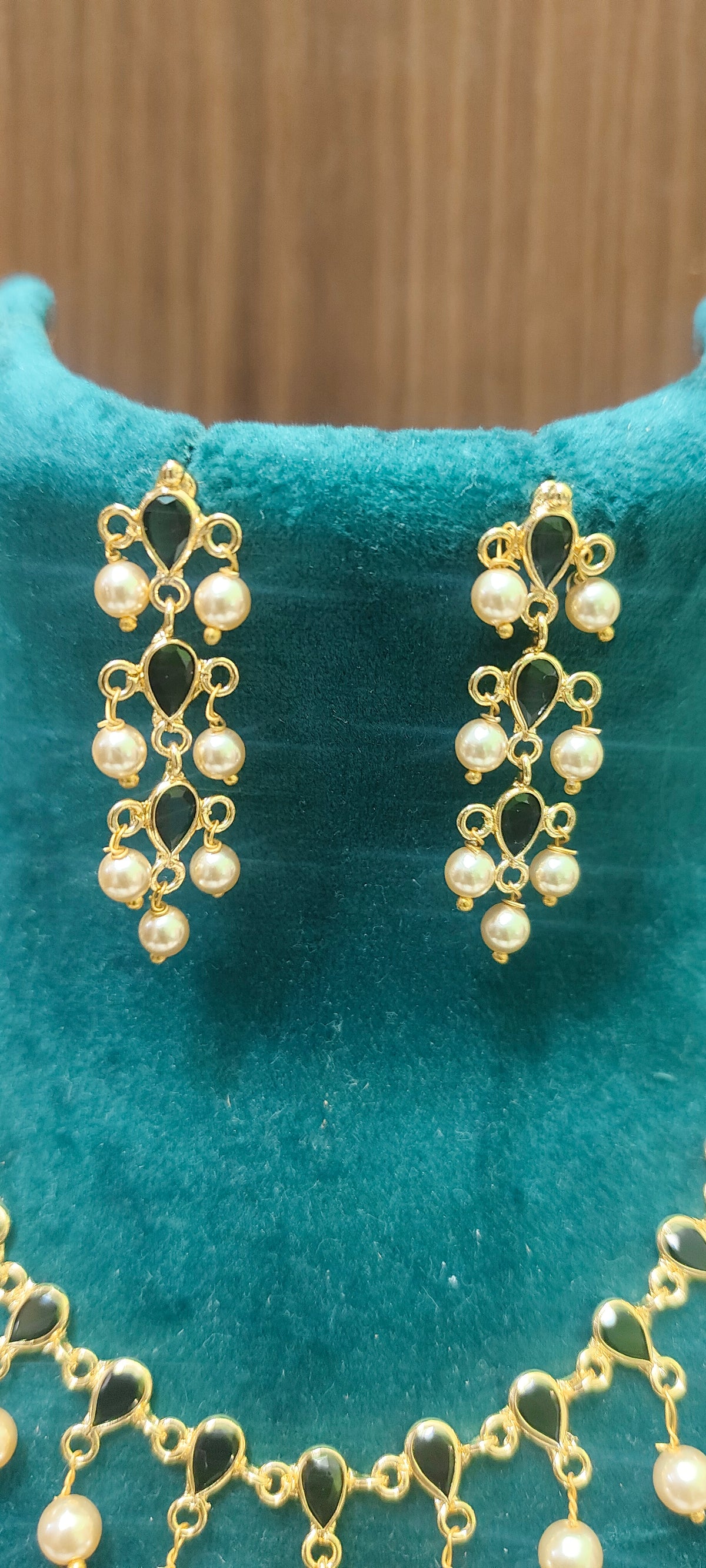 Premium gold look polki necklace and  earrings with bomby screw