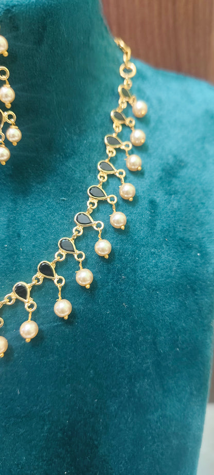 Premium gold look polki necklace and  earrings with bomby screw