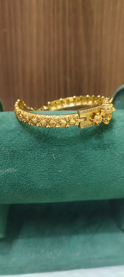Premium nakshi mens openable kada bracelet (fit from 2.8 to 2.14)
