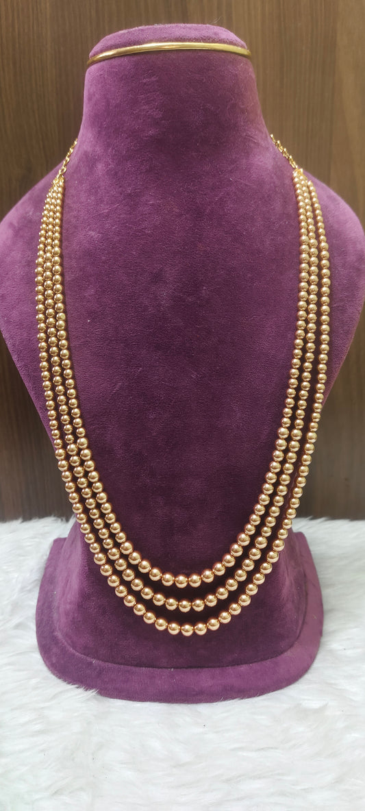 Premium royal look 3 step pearl Chain with 28" length (unisex peice)