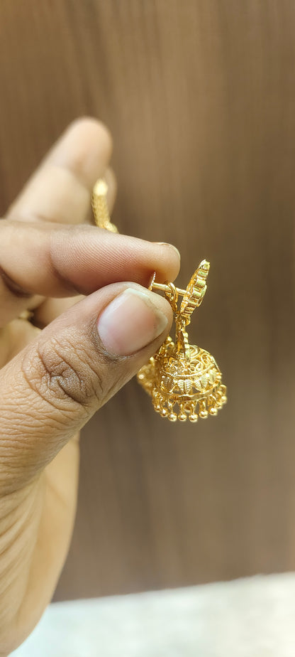 Premium micro gold plated gold look jumkas and ear chains combo