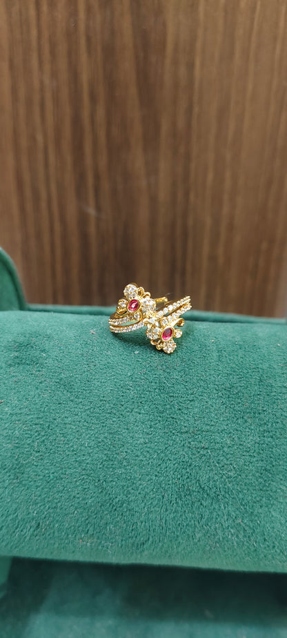 Premium gold look adjustable finger ring