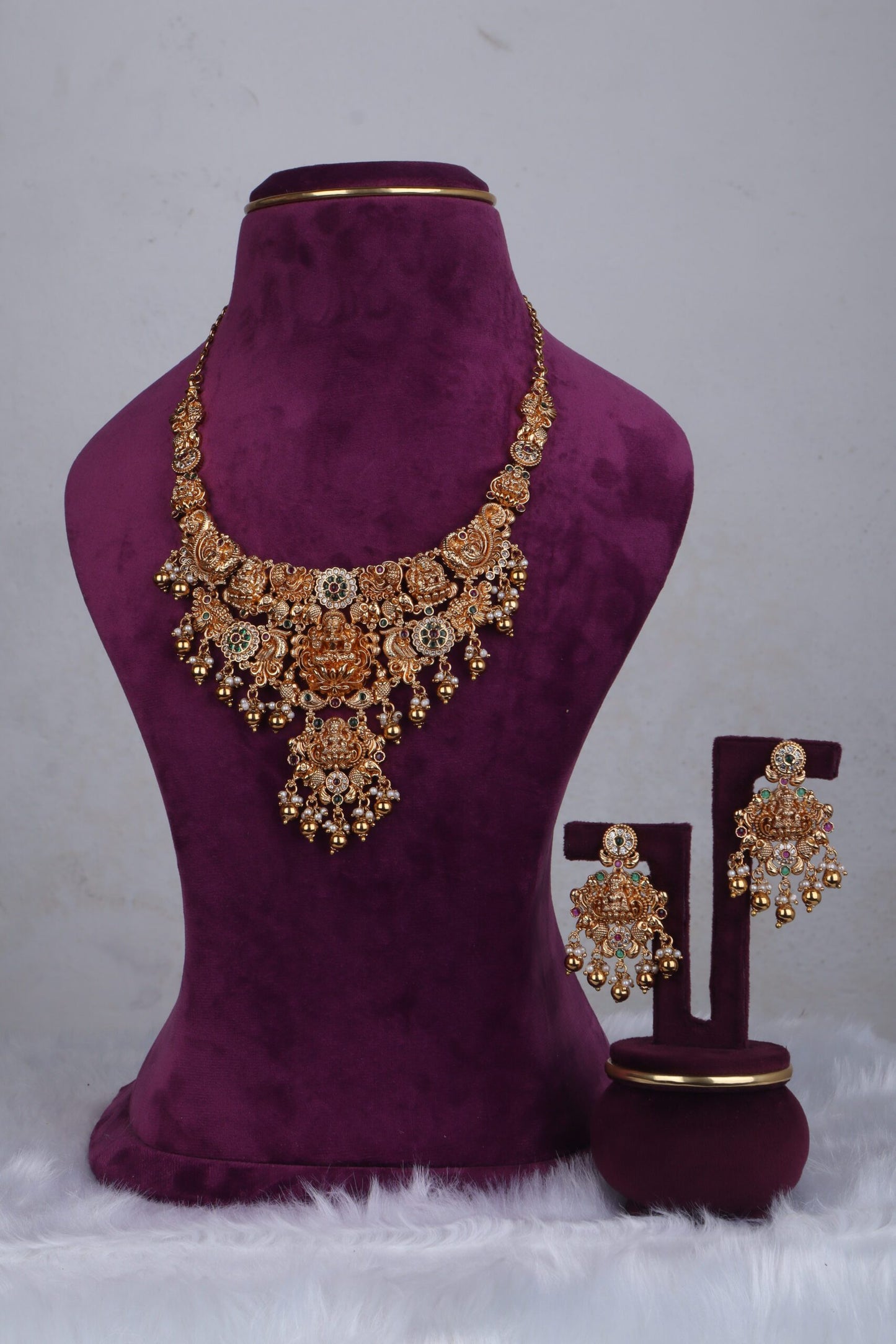 Majestic Gold Bridal Set