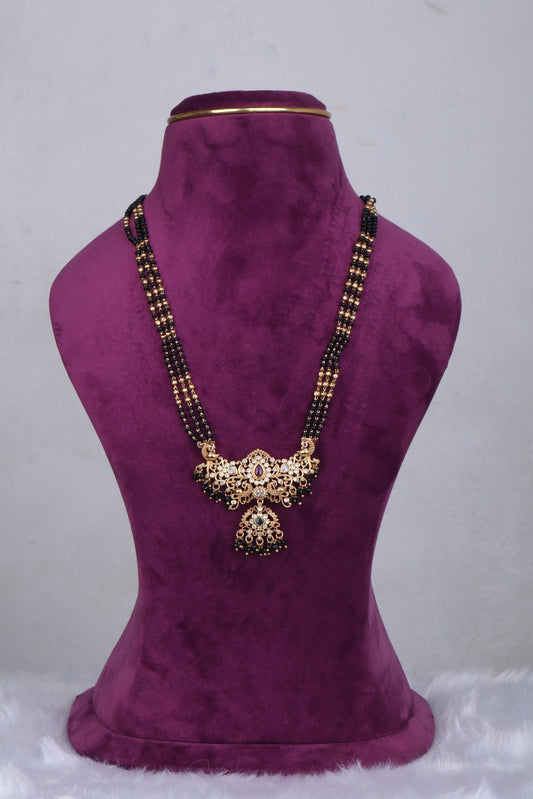Royal Triple-Strand Blackbeads long