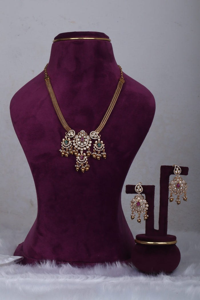 Classy Nanu Patti Necklace Set