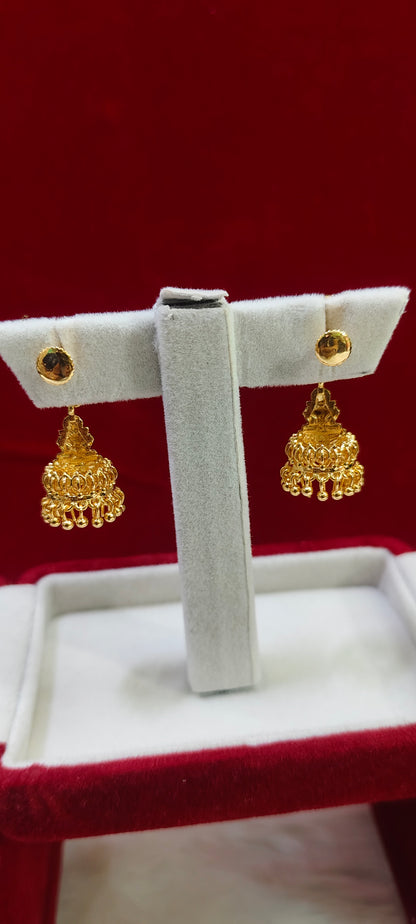 Stunning gold look Lakshmi Devi jumkas