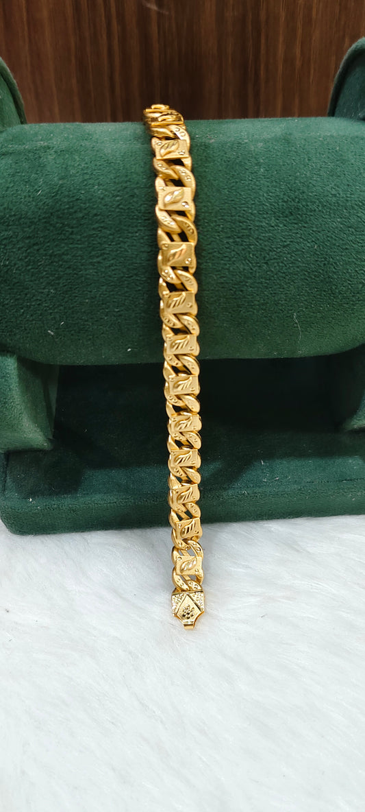 100% gold 8" length look mens bracelet