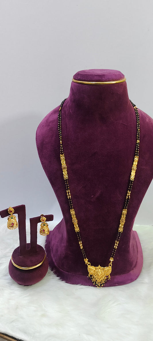 Gold look 28" length long black beads with jumkas