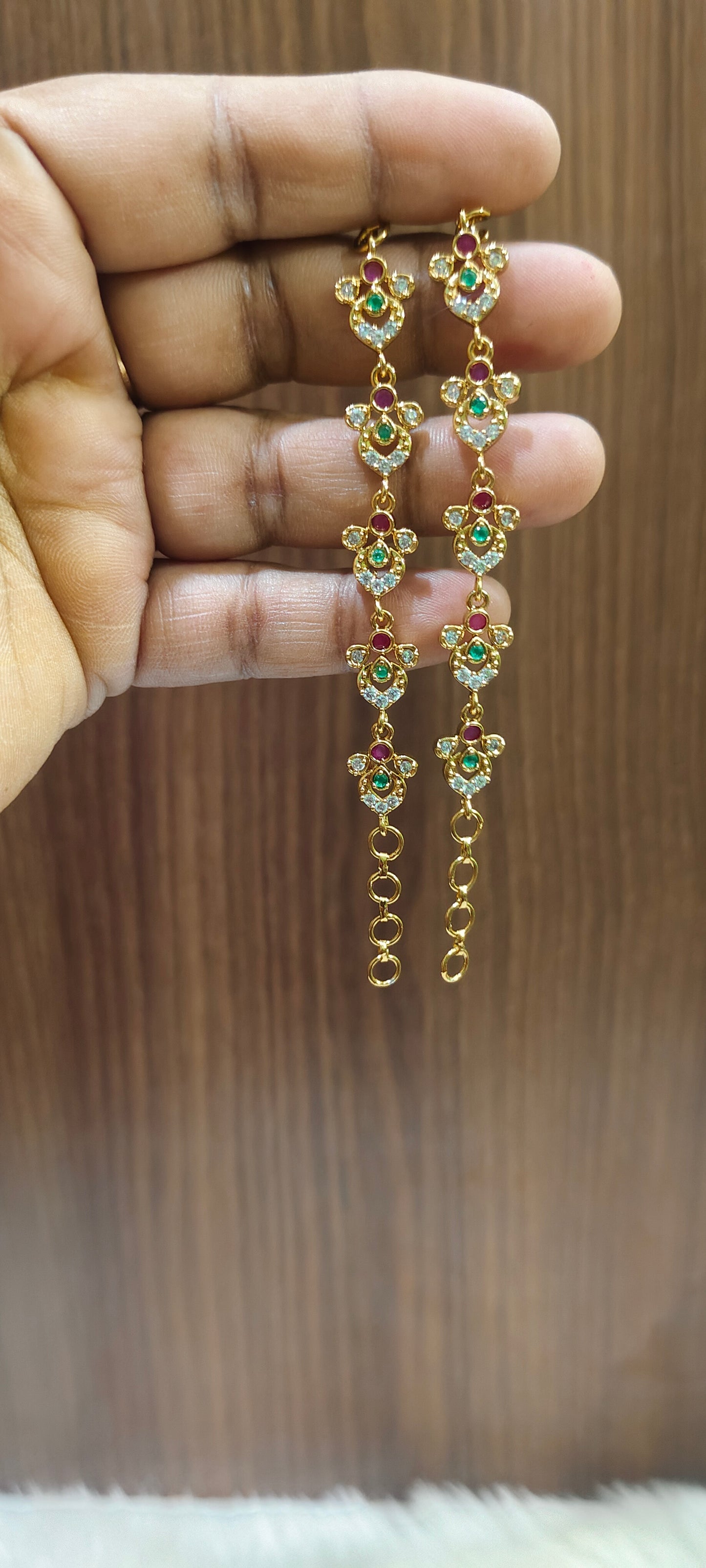 Simple and trendy maatis