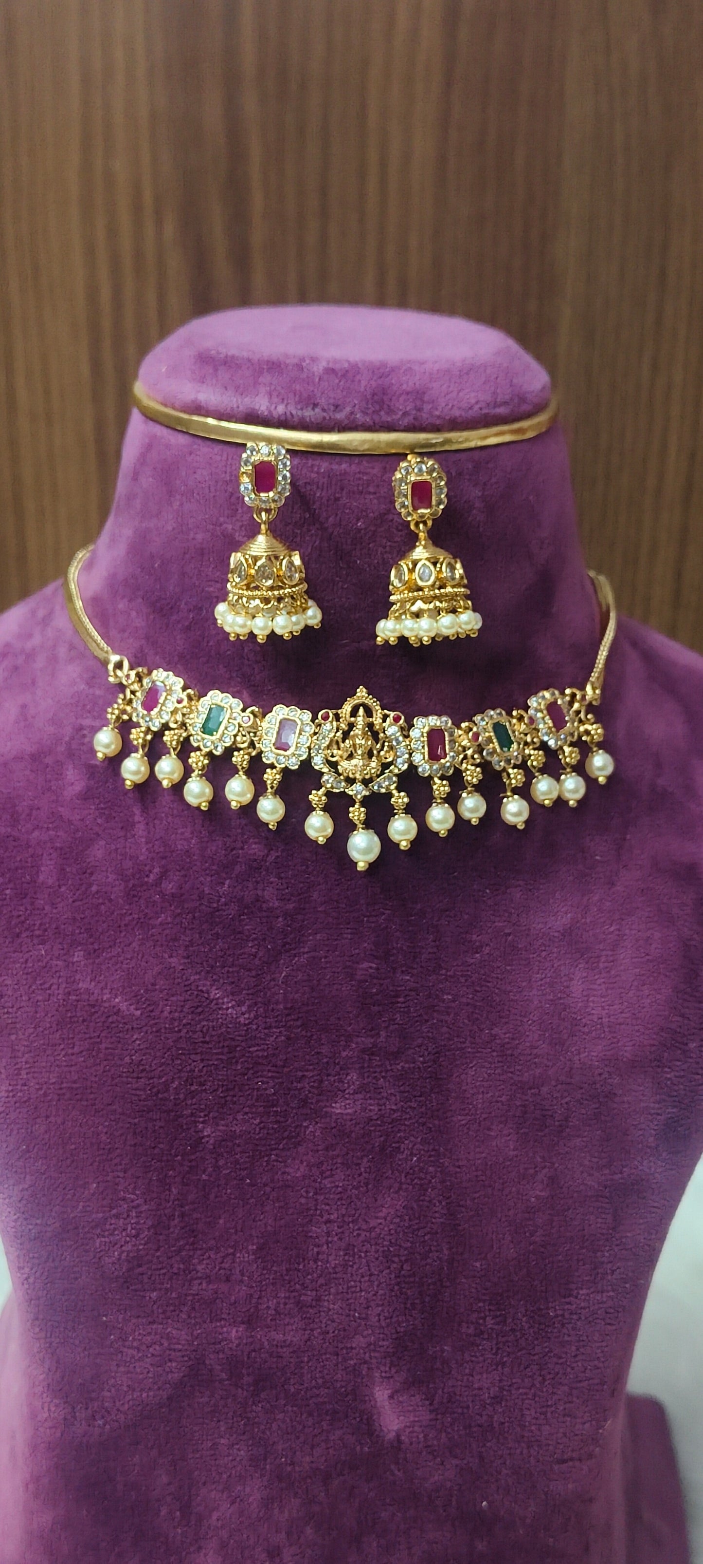 Simple Lakshmi Devi choker set with jumkas