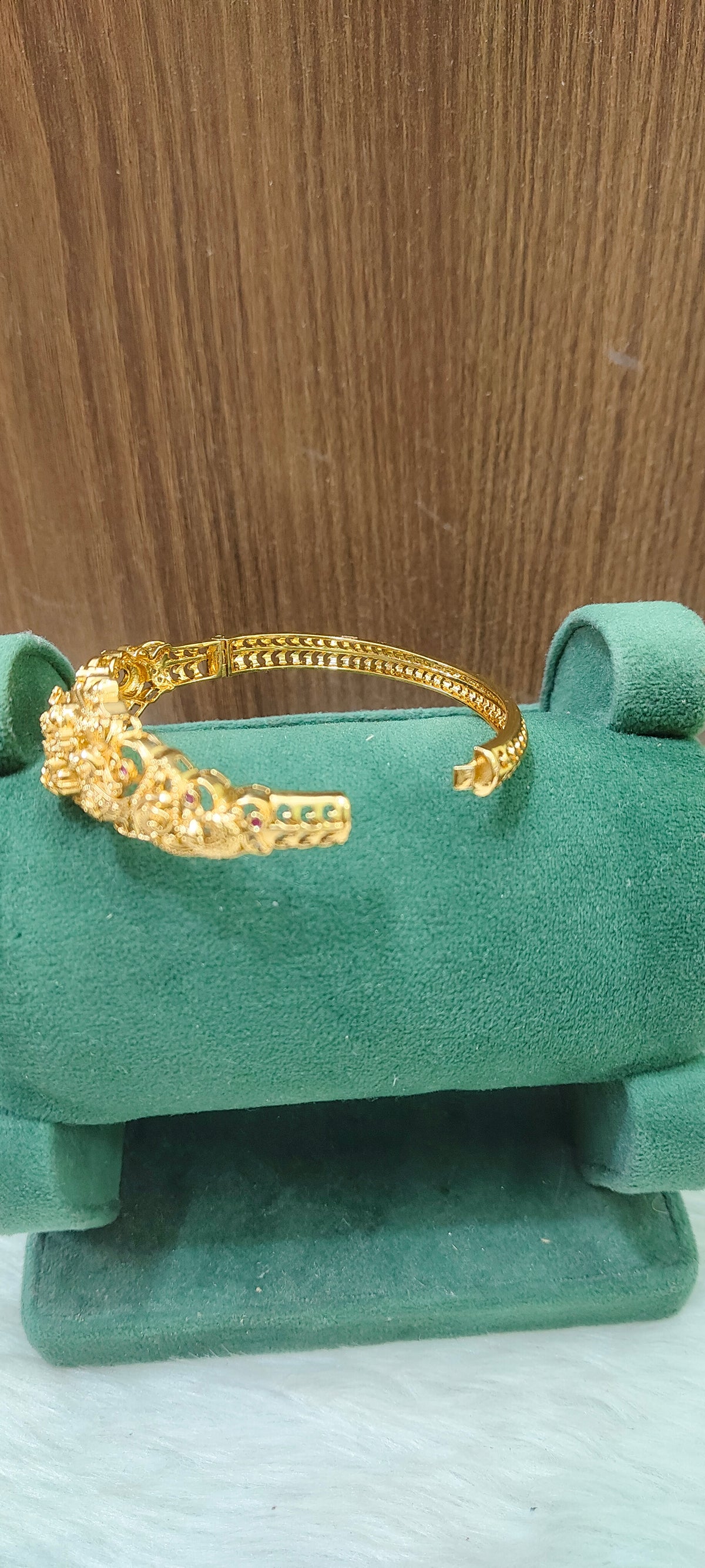 High premium nakshi openable kada(fit from 2.4 to 2.10)