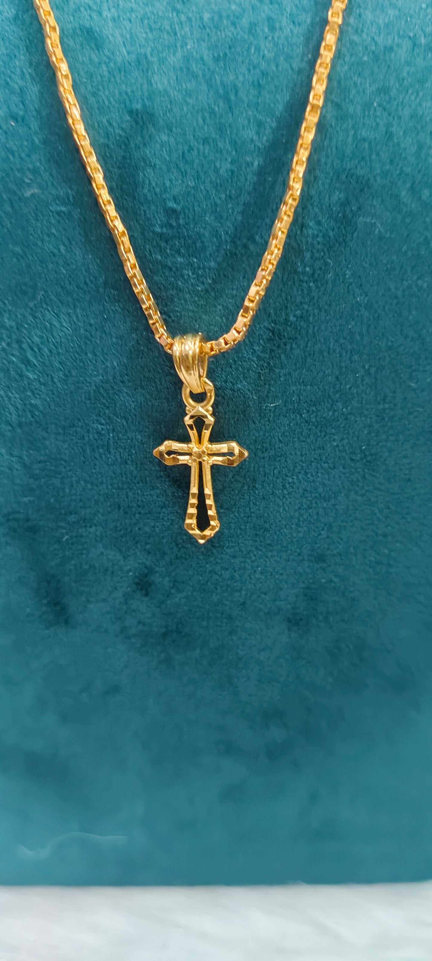 Premium micro gold plated 18" length cross pendant chain