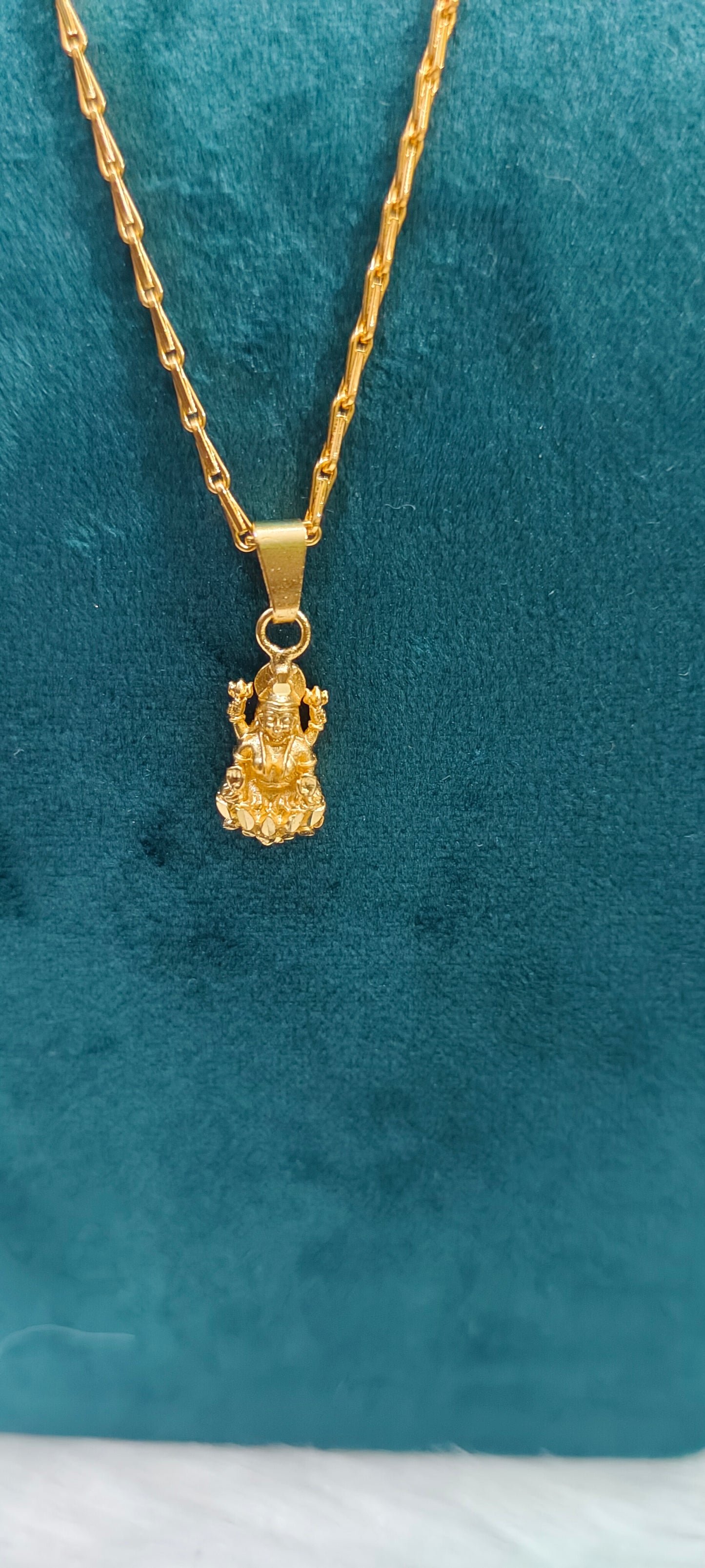 Premium micro gold 18" length Lakshmi Devi pendant chain
