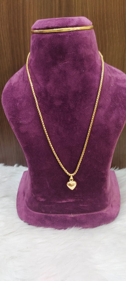 Premium micro gold plated 18" length medium heart pendant chain